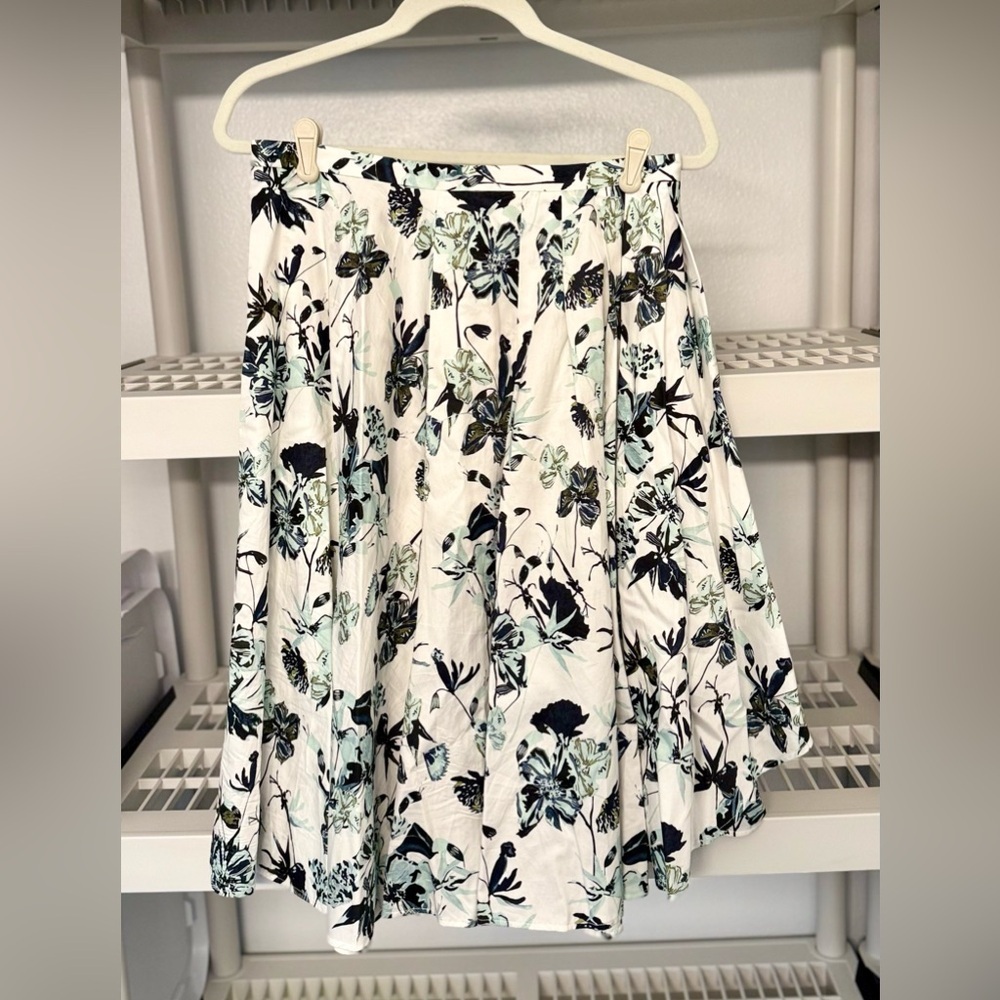 Jason Wu Floral Print Knee Length Skirt Ruffle Embellishment Slit Pockets Size 8